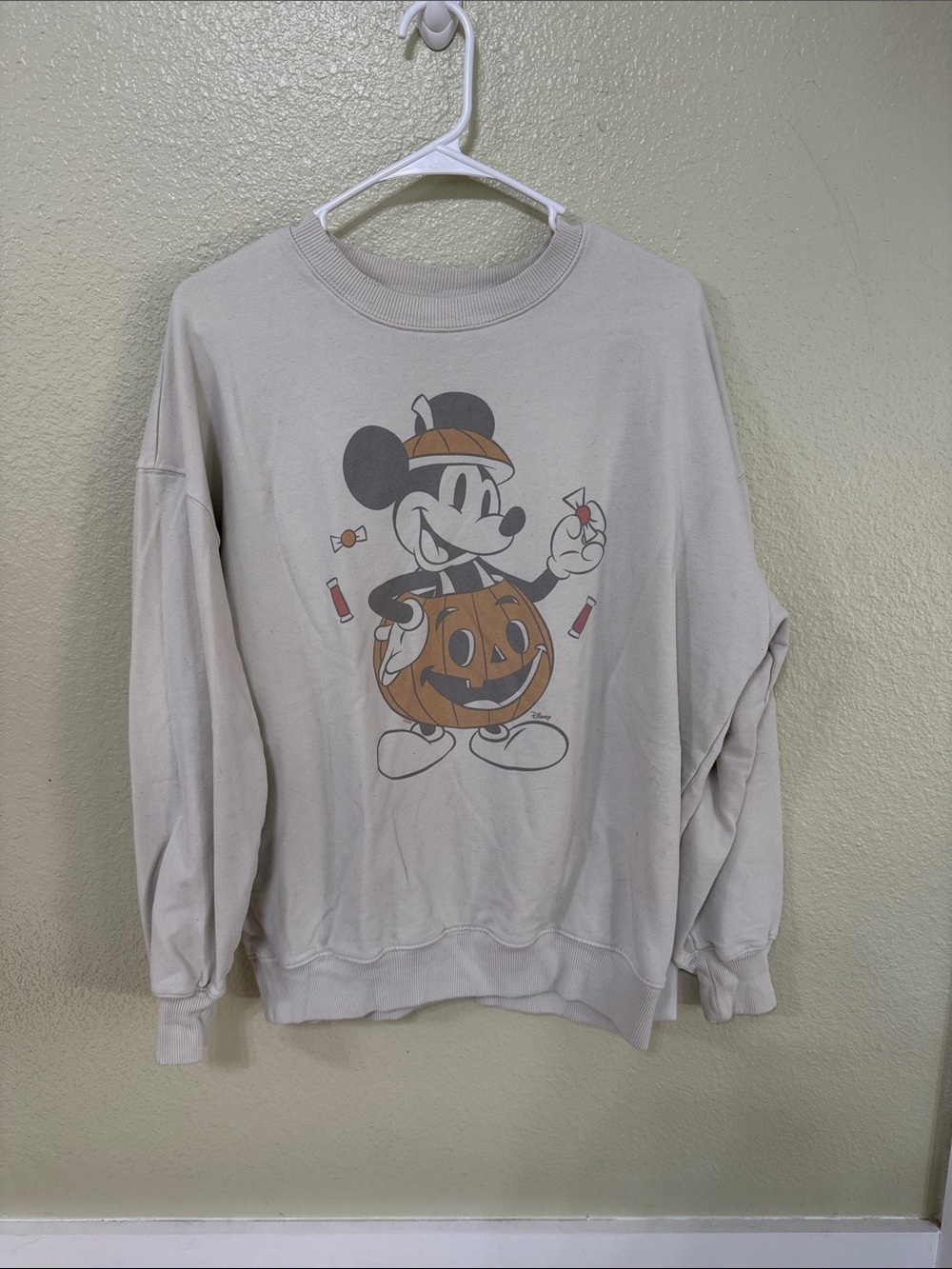 American Eagle Outfitters Beige Mickey Halloween Pullover Sweatshirt